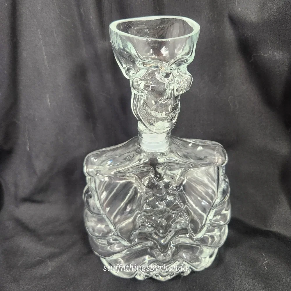 Godinger Skeleton Skull Clear Liquor Whiskey Decanter Halloween Bar Drink Décor